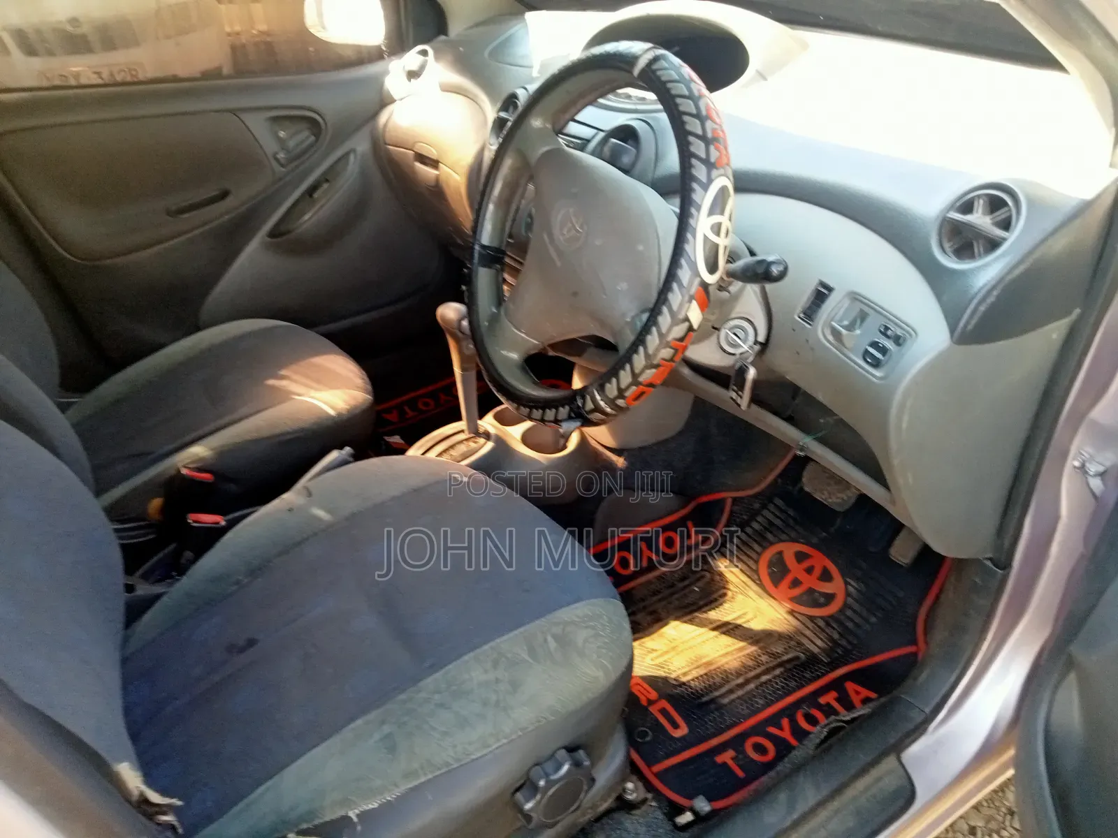 Toyota Vitz 2003 Gold
