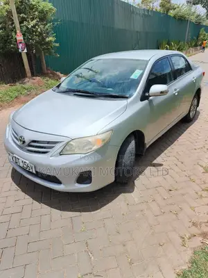Toyota Corolla 2013 Silver