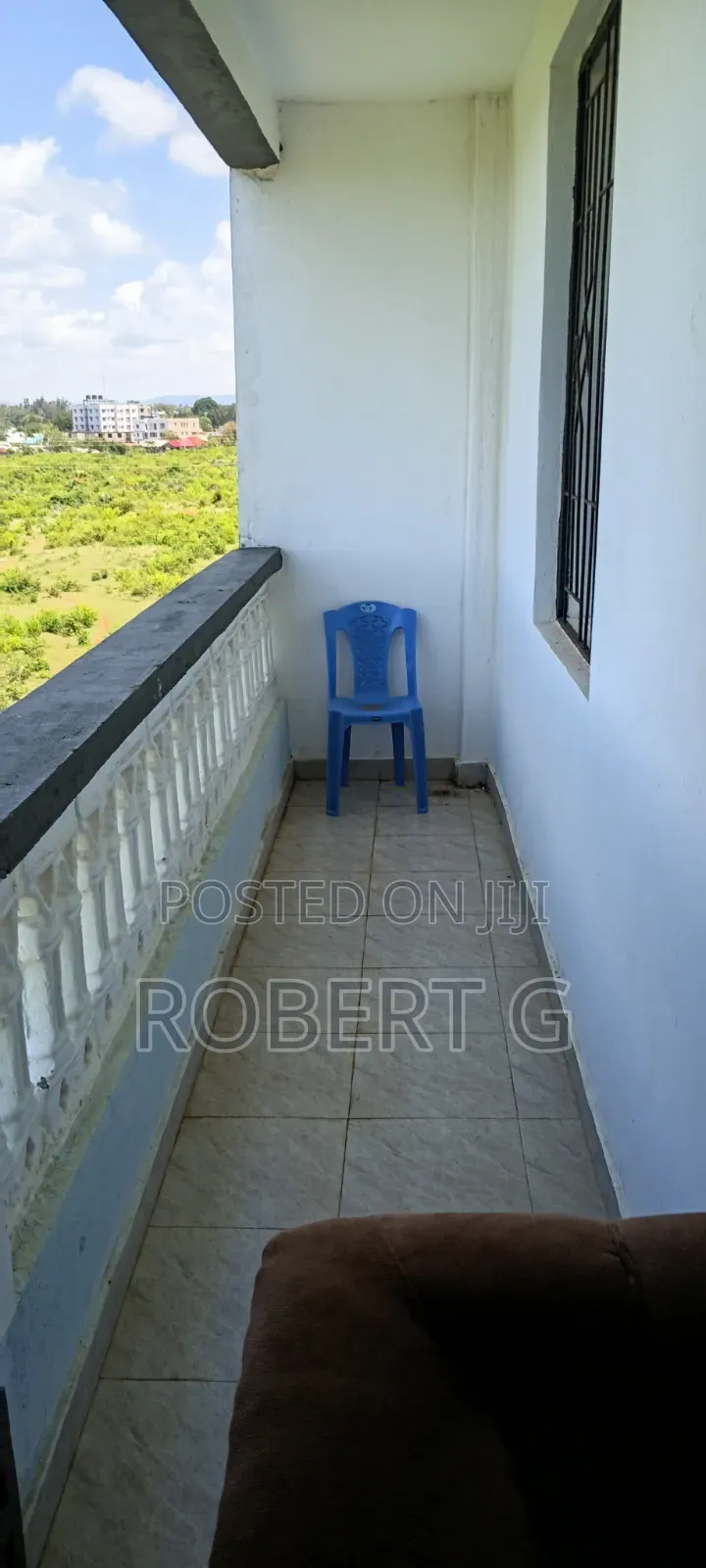 Studio Apartment With Beach Access and Ocean Views