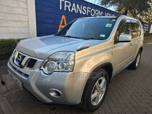 Nissan X-Trail 2010 Silver