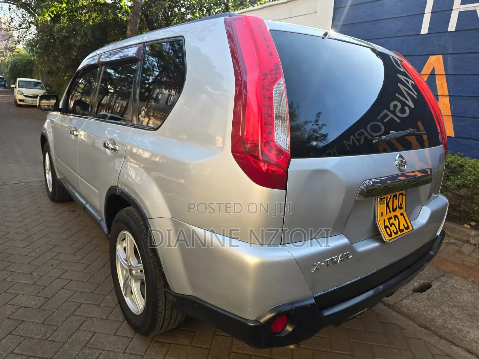 Nissan X-Trail 2010 Silver