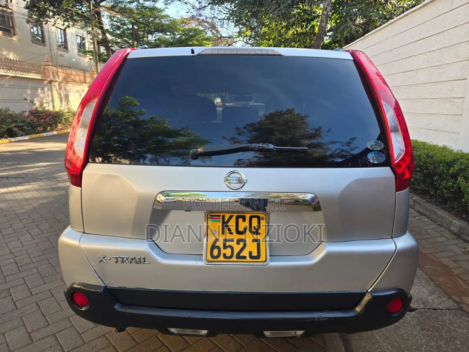 Nissan X-Trail 2010 Silver