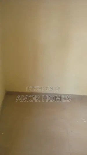 1bdrm Bedsitter in Kiembeni for rent