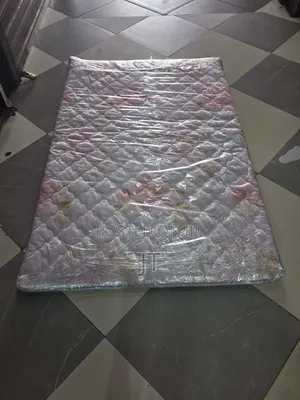 High Quality Mattress Toppers (4*6, 5*6, 6*6)