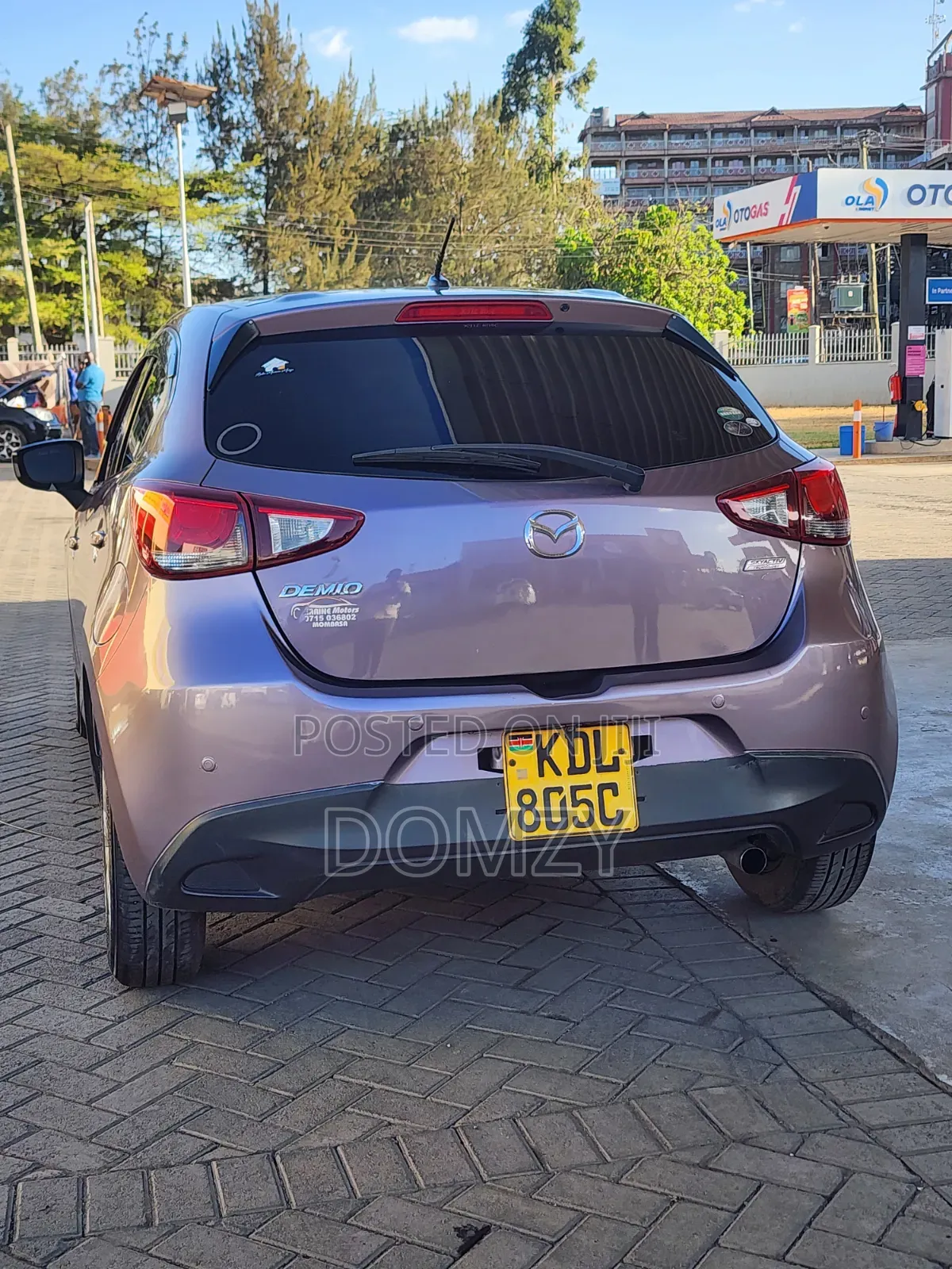 Mazda Demio 2016 Silver