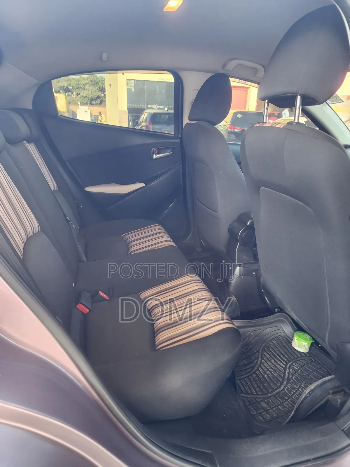 Mazda Demio 2016 Silver