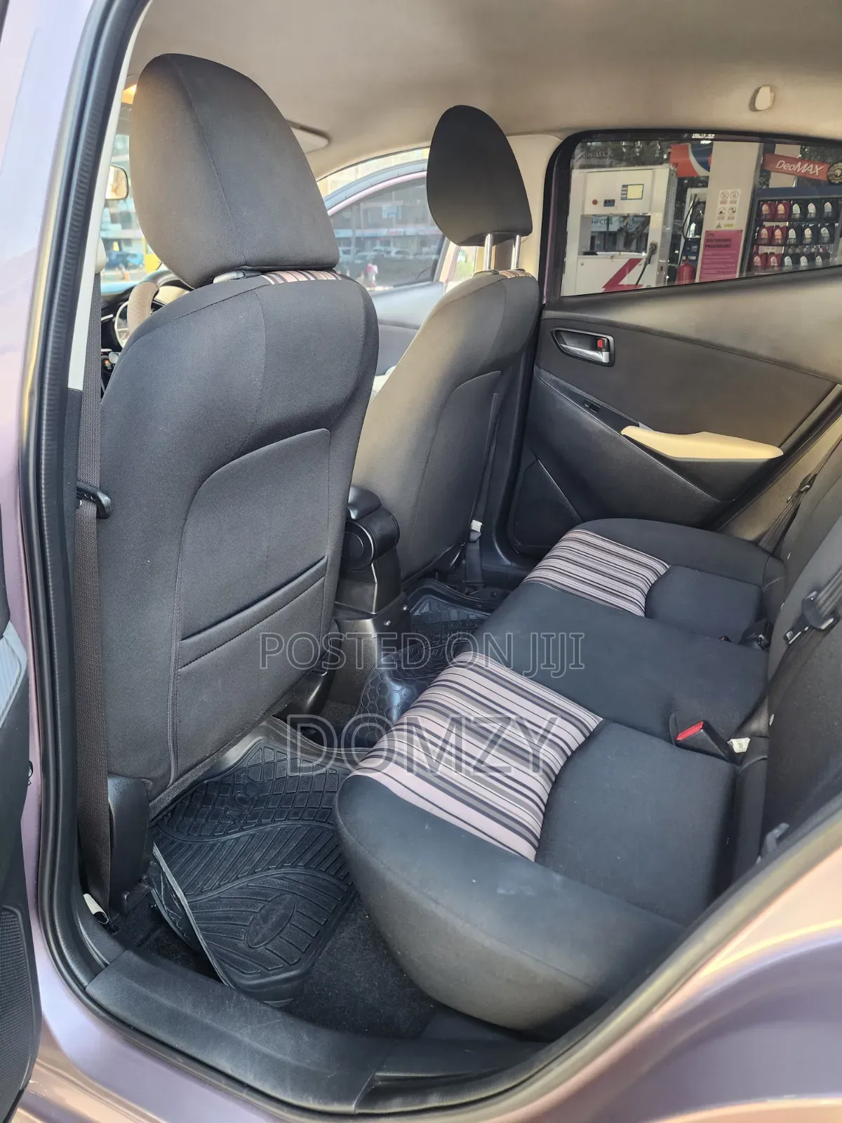 Mazda Demio 2016 Silver