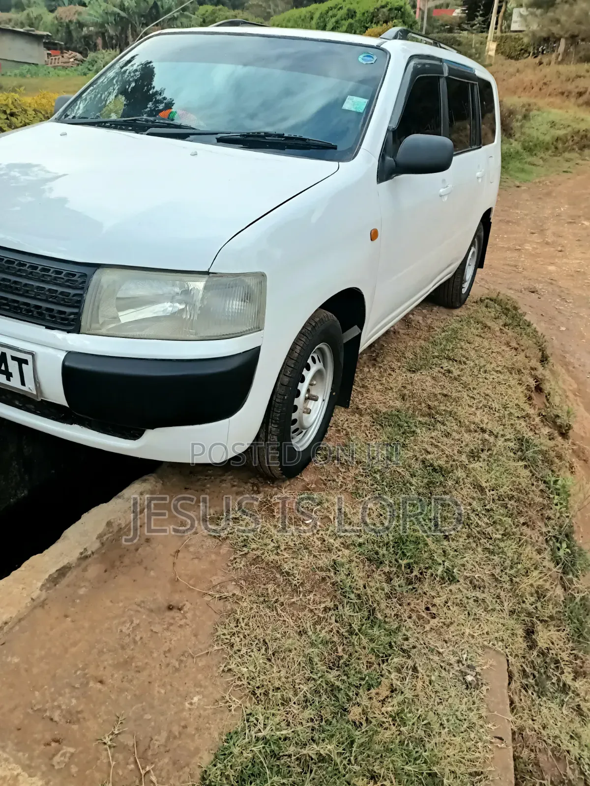 Toyota Probox 2013 White