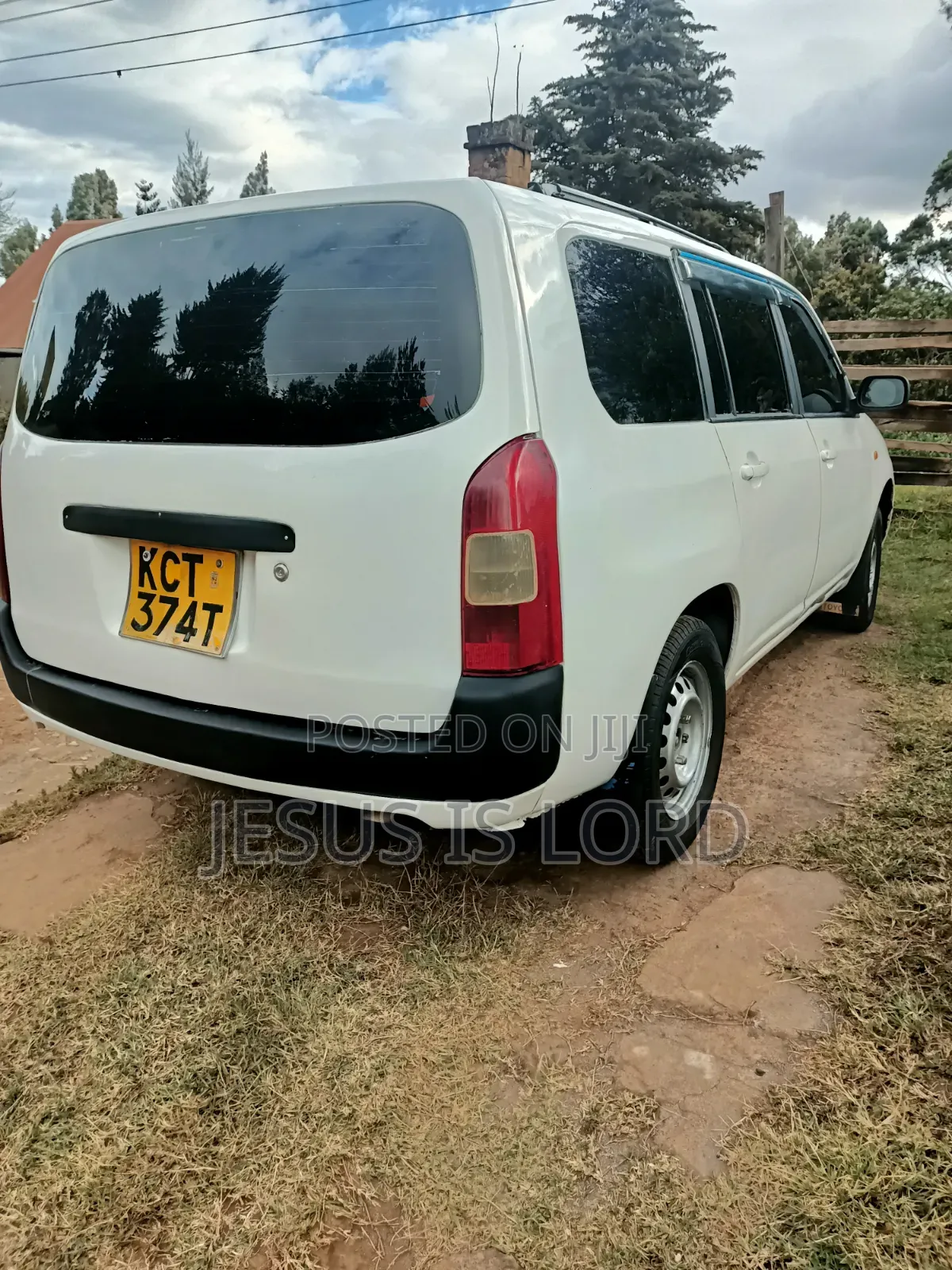 Toyota Probox 2013 White