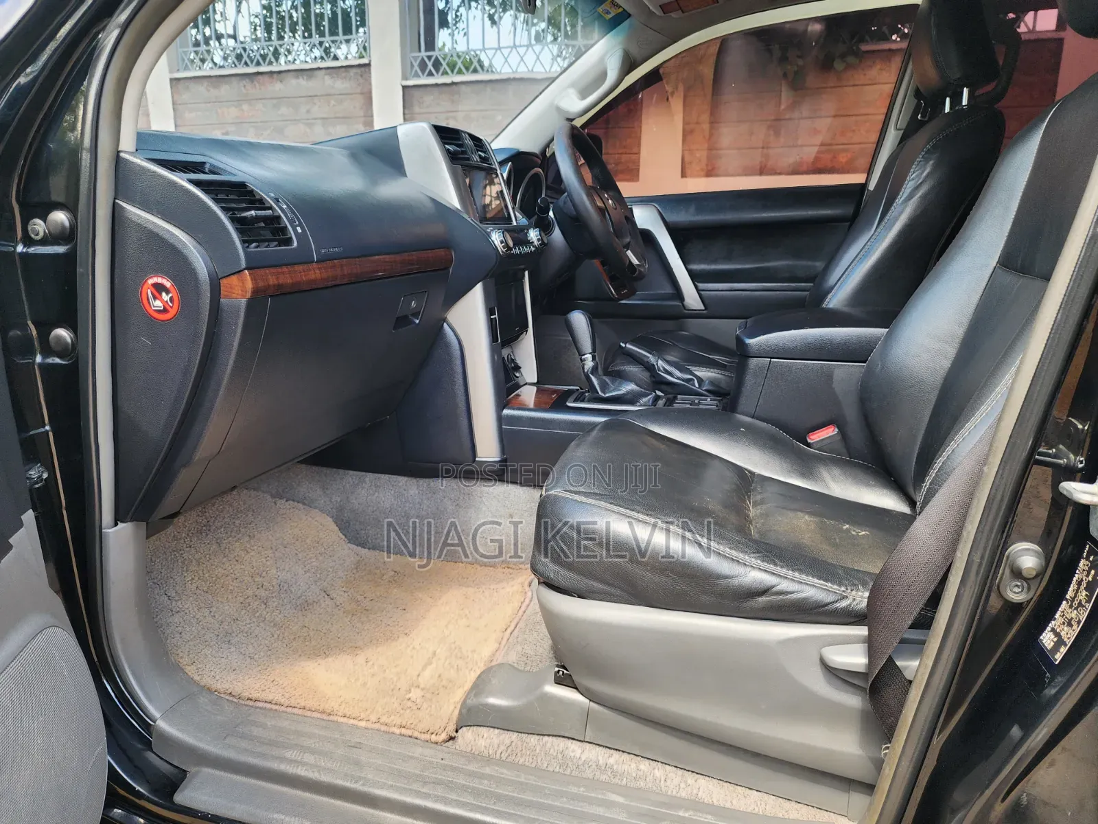 Toyota Land Cruiser Prado 2.7 i 2011
