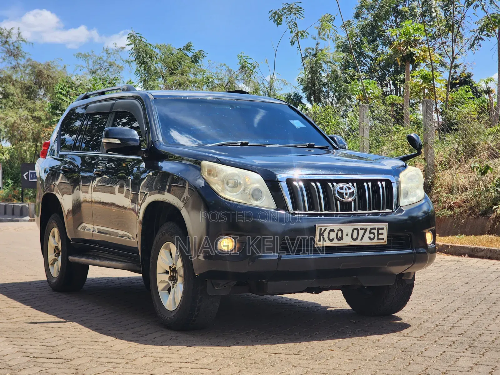 Toyota Land Cruiser Prado 2.7 i 2011