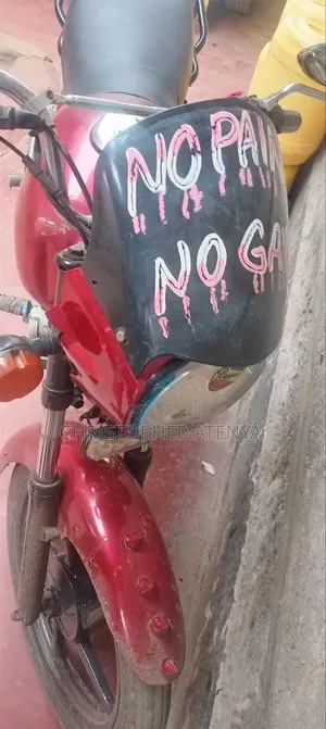 Bajaj Boxer 2019 Red