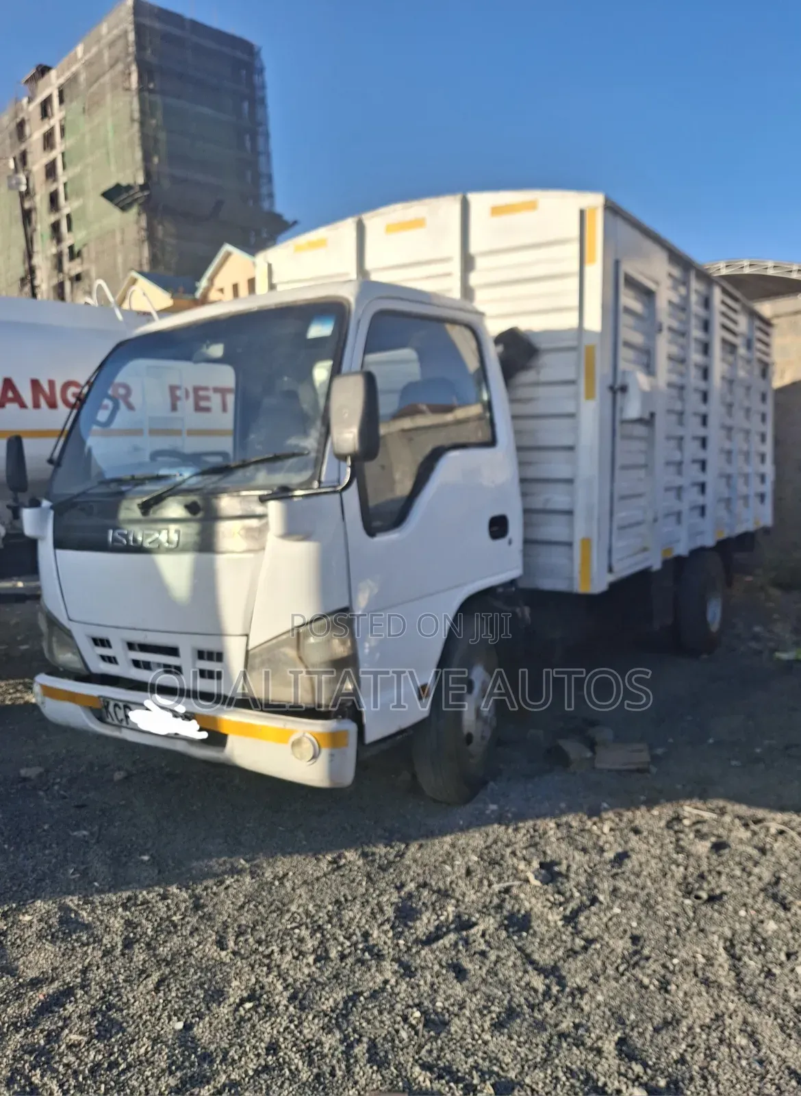 Isuzu NKR ,Clean