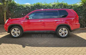 Nissan X-Trail 2012 Red