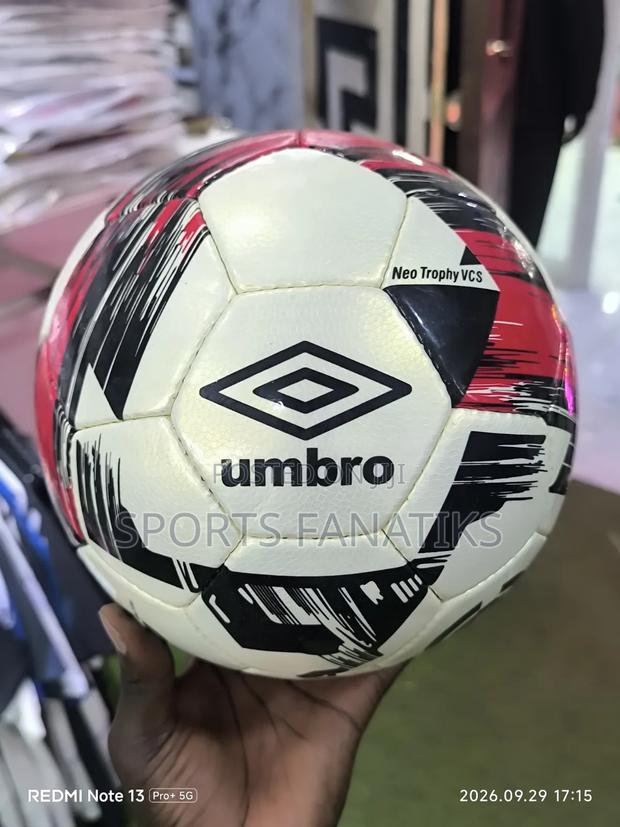 Umbro Football - thumbnail 2
