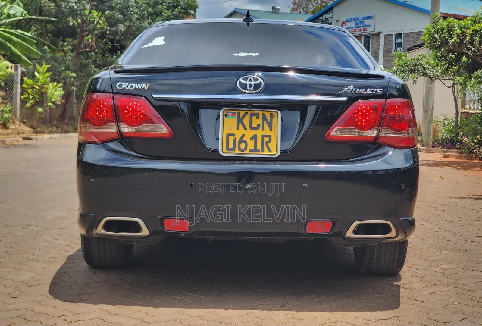 Toyota Crown 2010 Black