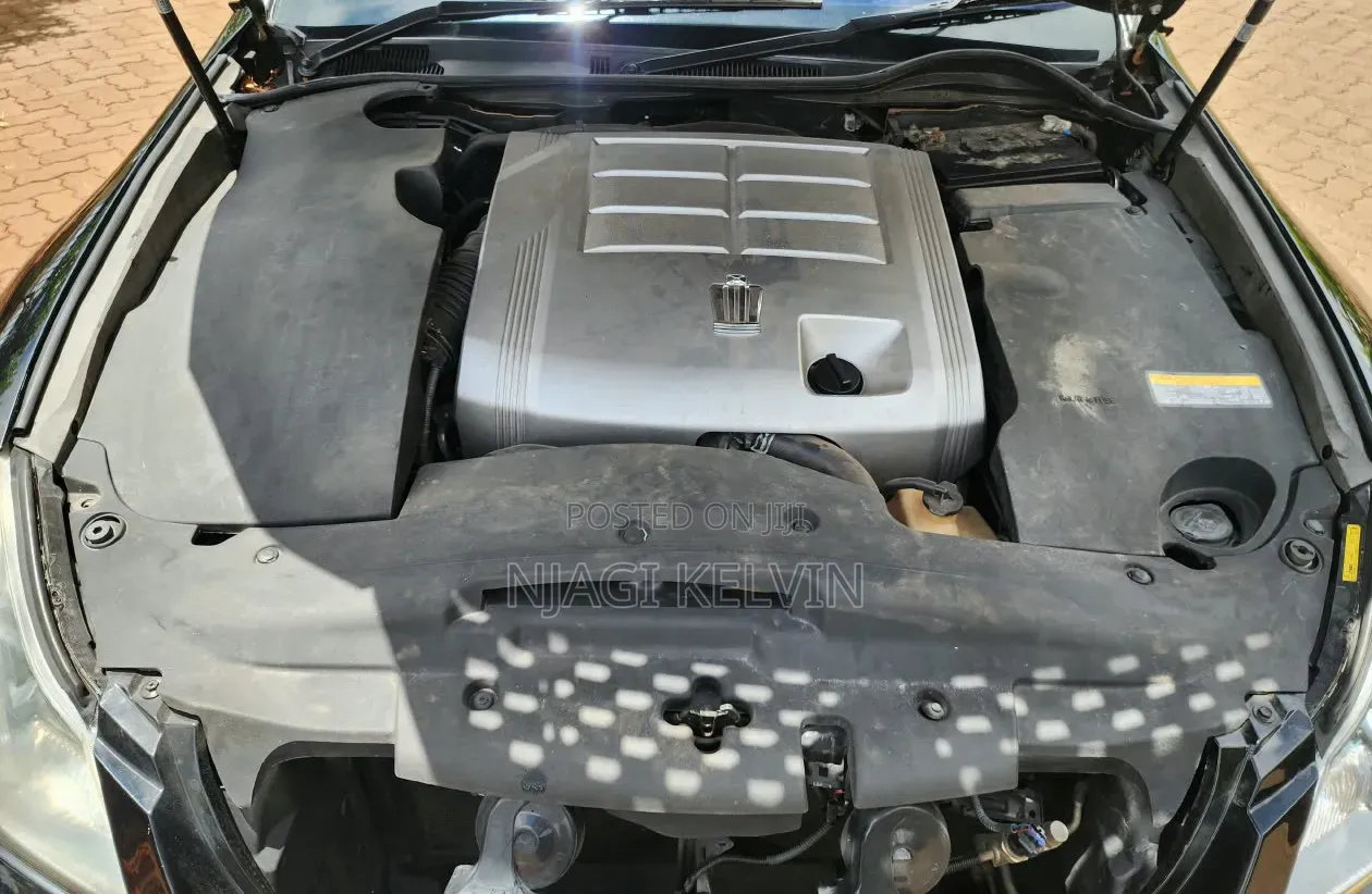 Toyota Crown 2010 Black