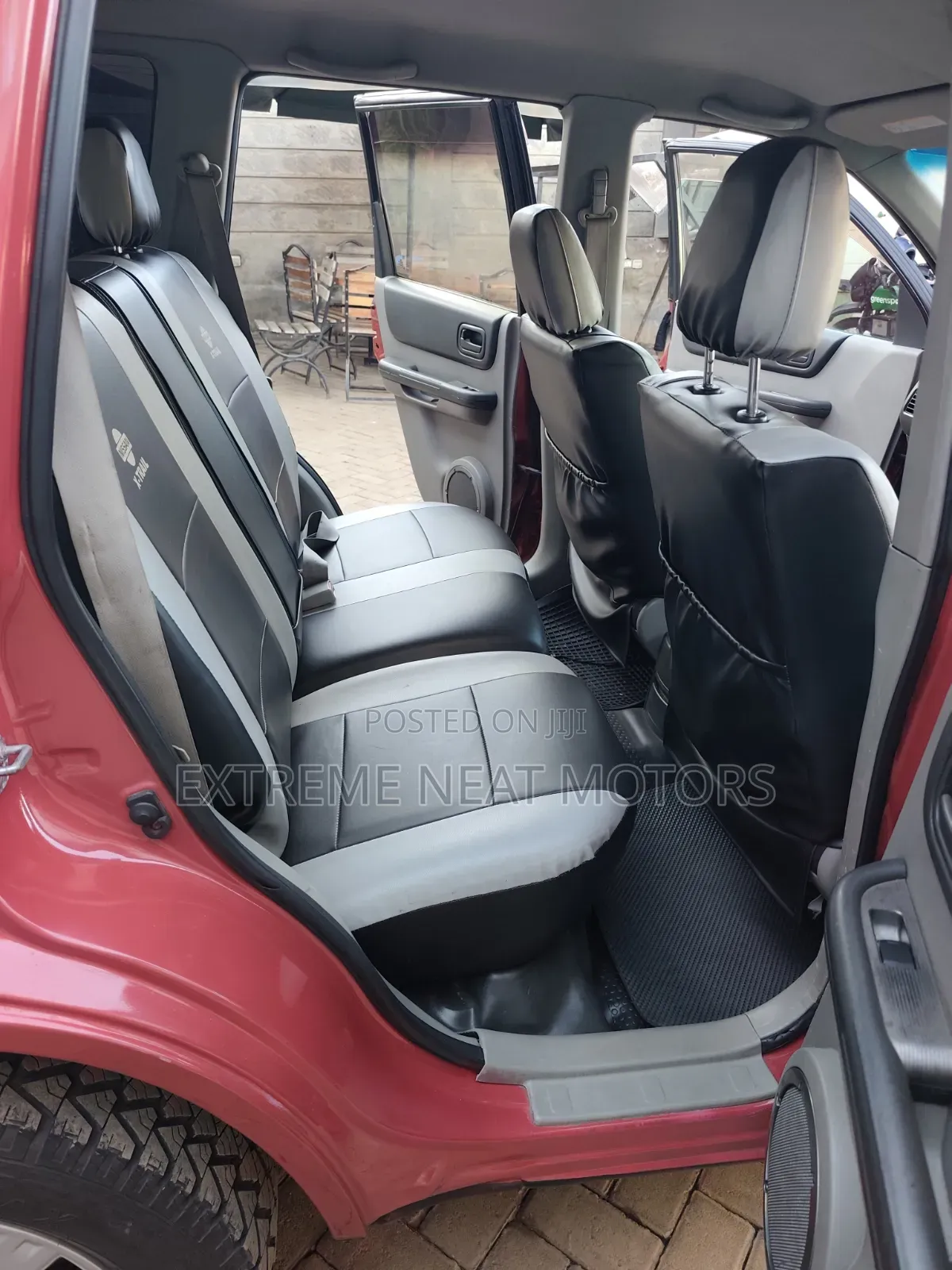 Nissan X-Trail 2.0 Comfort 2004 Red
