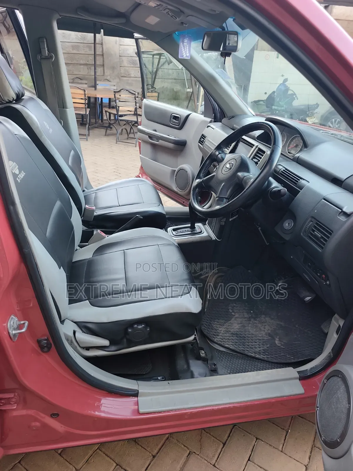 Nissan X-Trail 2.0 Comfort 2004 Red