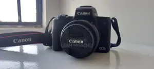 Canon EOS M50 Mirrorless Camera