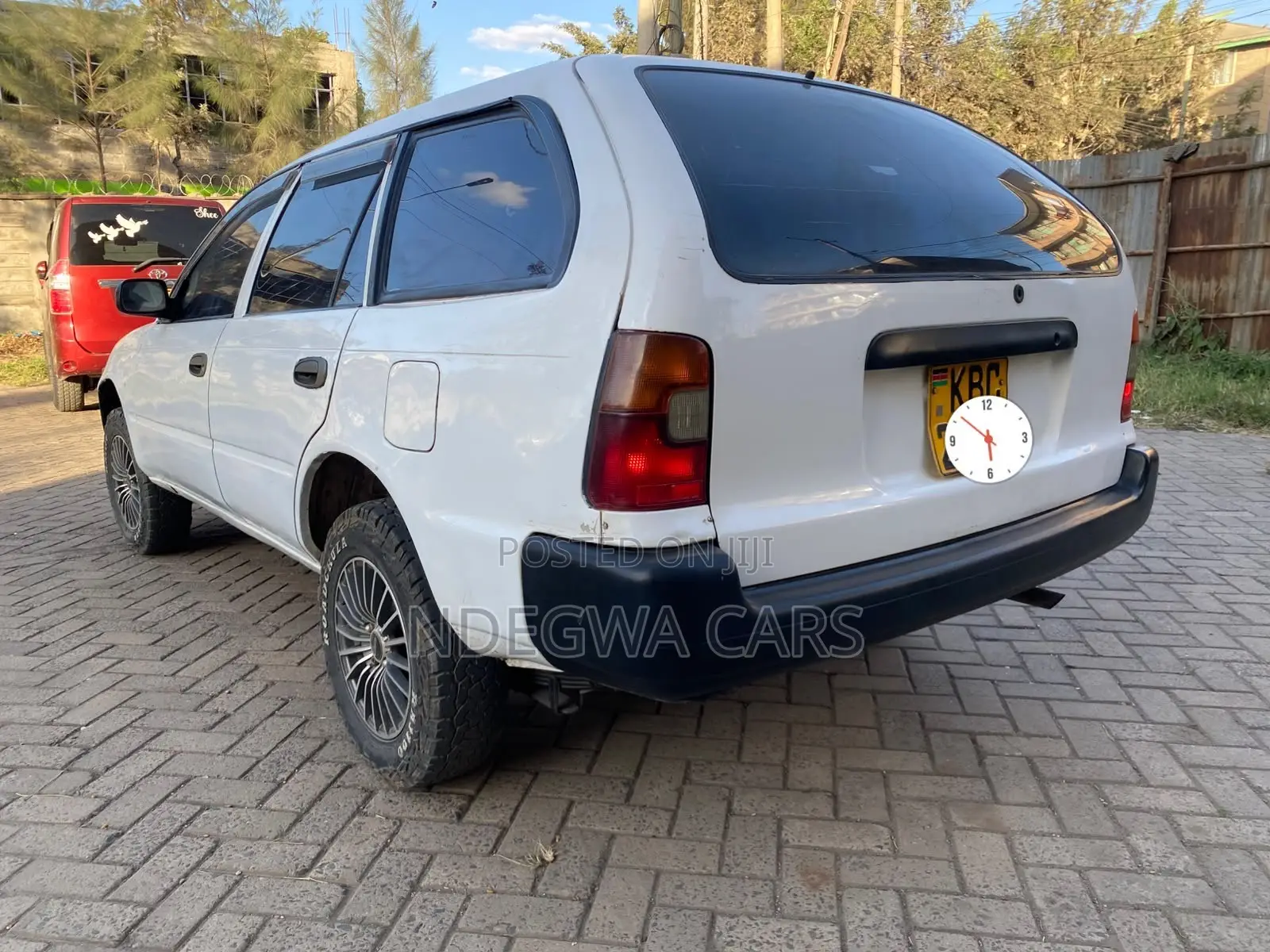 Toyota Corolla 2000 White