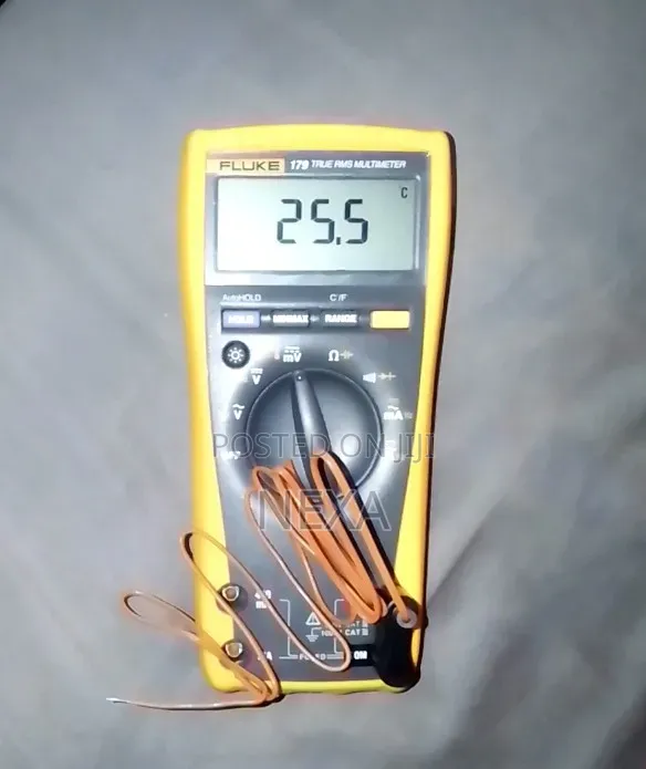 Genuine Fluke 179 True RMS Multimeter.