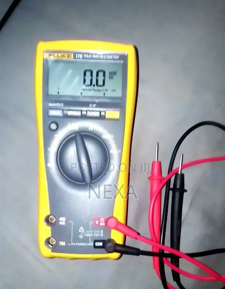 Genuine Fluke 179 True RMS Multimeter.