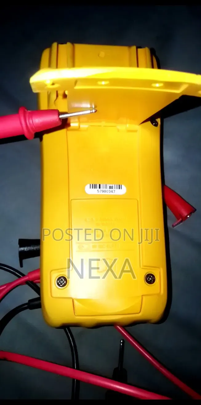 Genuine Fluke 179 True RMS Multimeter.