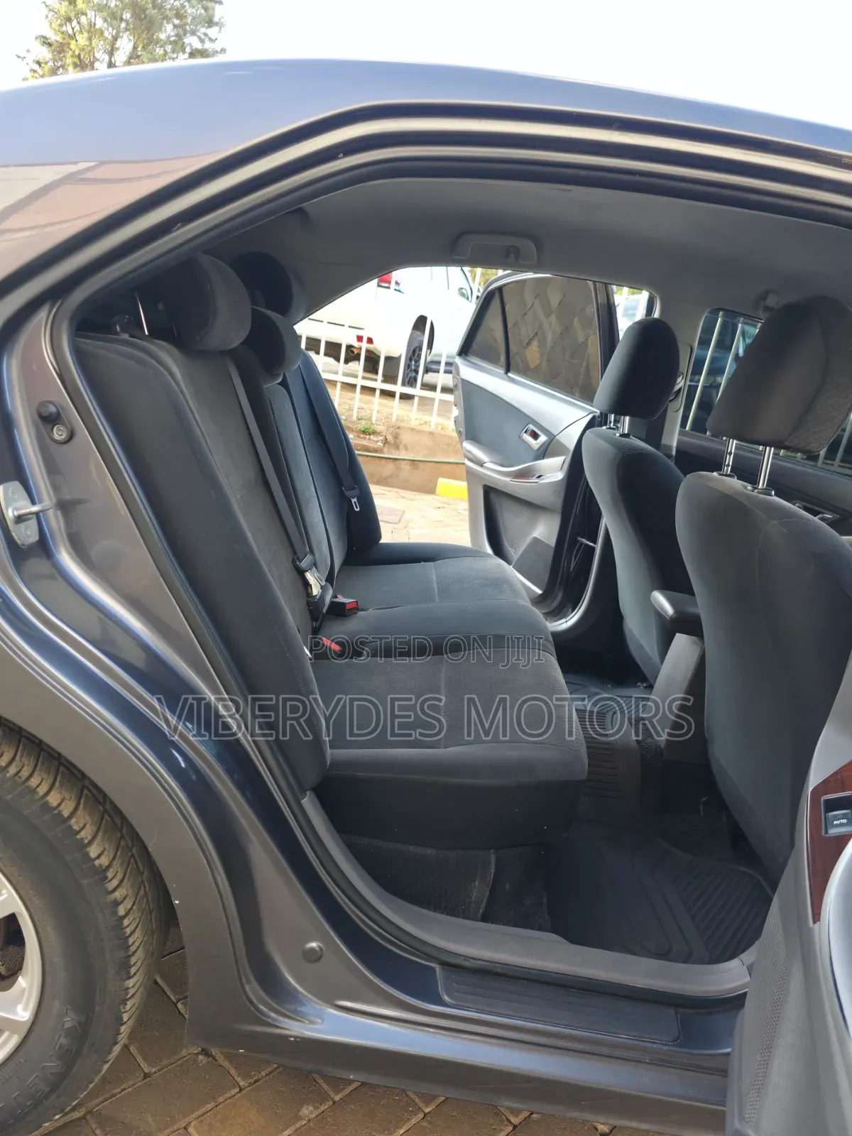 Toyota Allion 2013 Gray