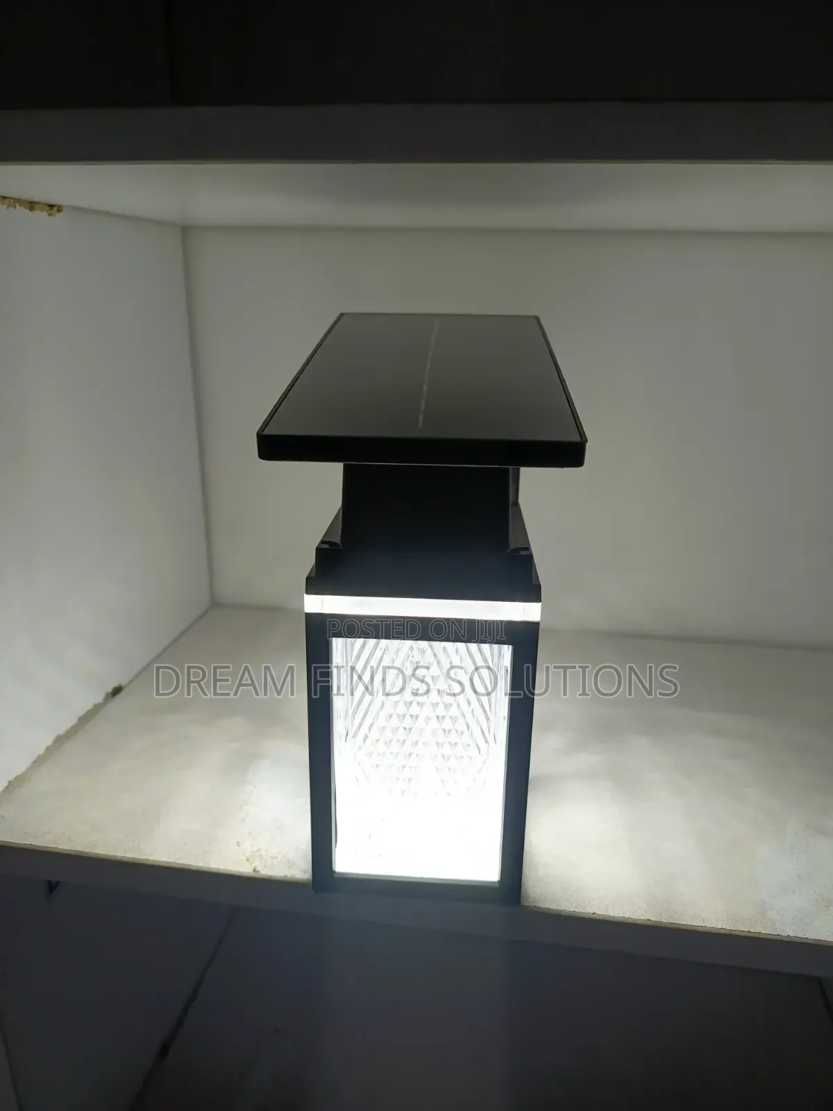 The Solis Monolith: High-Efficiency Premium Solar Gate Light