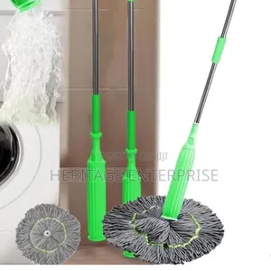 Self Twisting Pocket Wringing Mop.