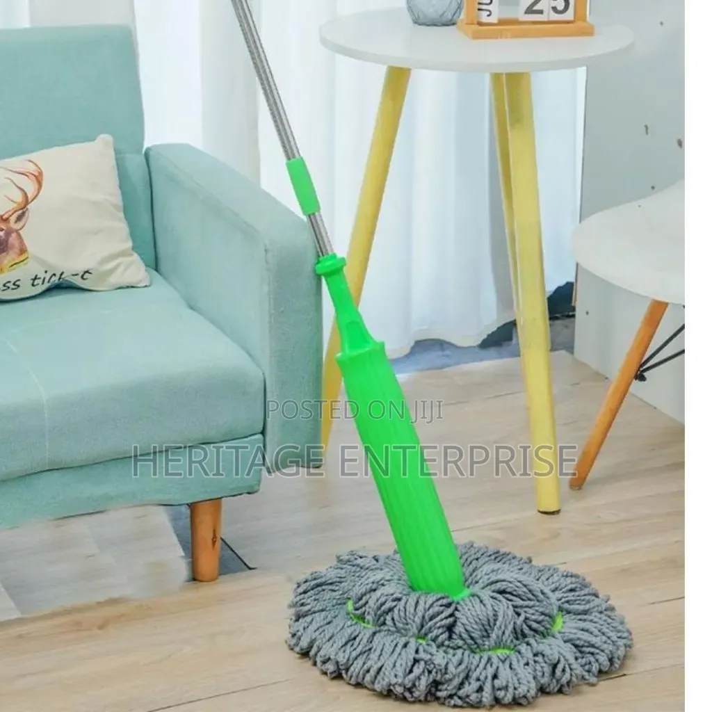 Self Twisting Pocket Wringing Mop.