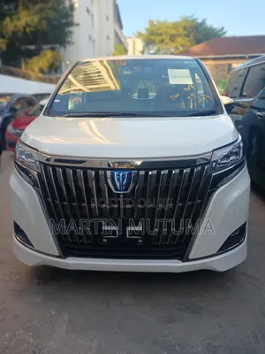 Toyota Esquire 2.0 FWD (7 seater) 2019 White