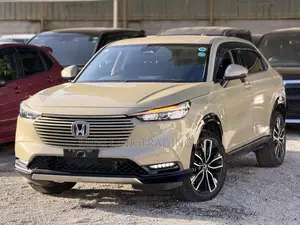 Honda Vezel 1.5 Hybrid 4WD 2021 Beige