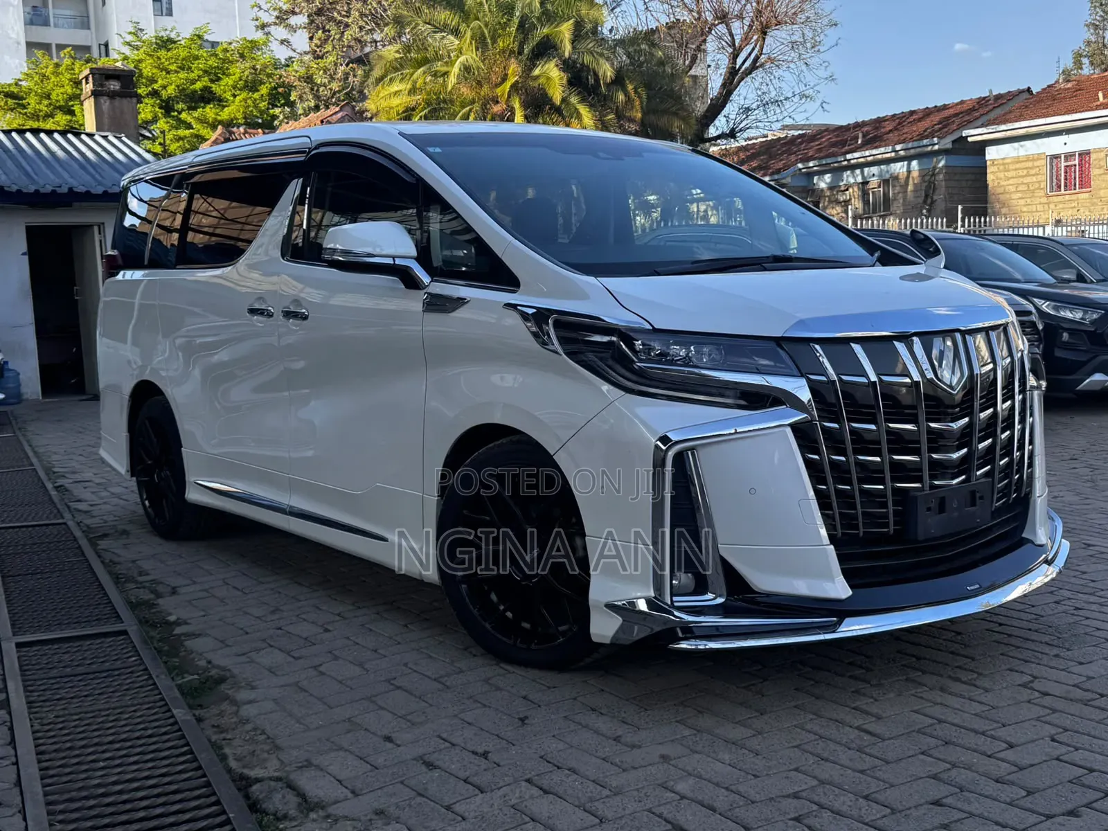 Toyota Alphard 2019 White