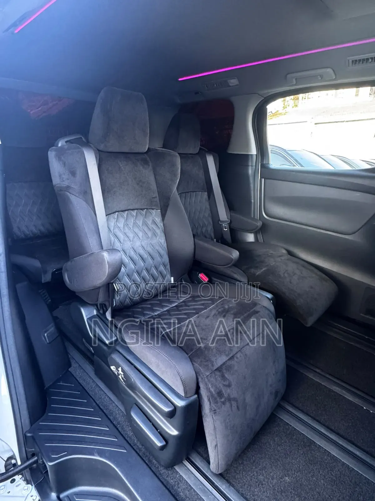 Toyota Alphard 2019 White