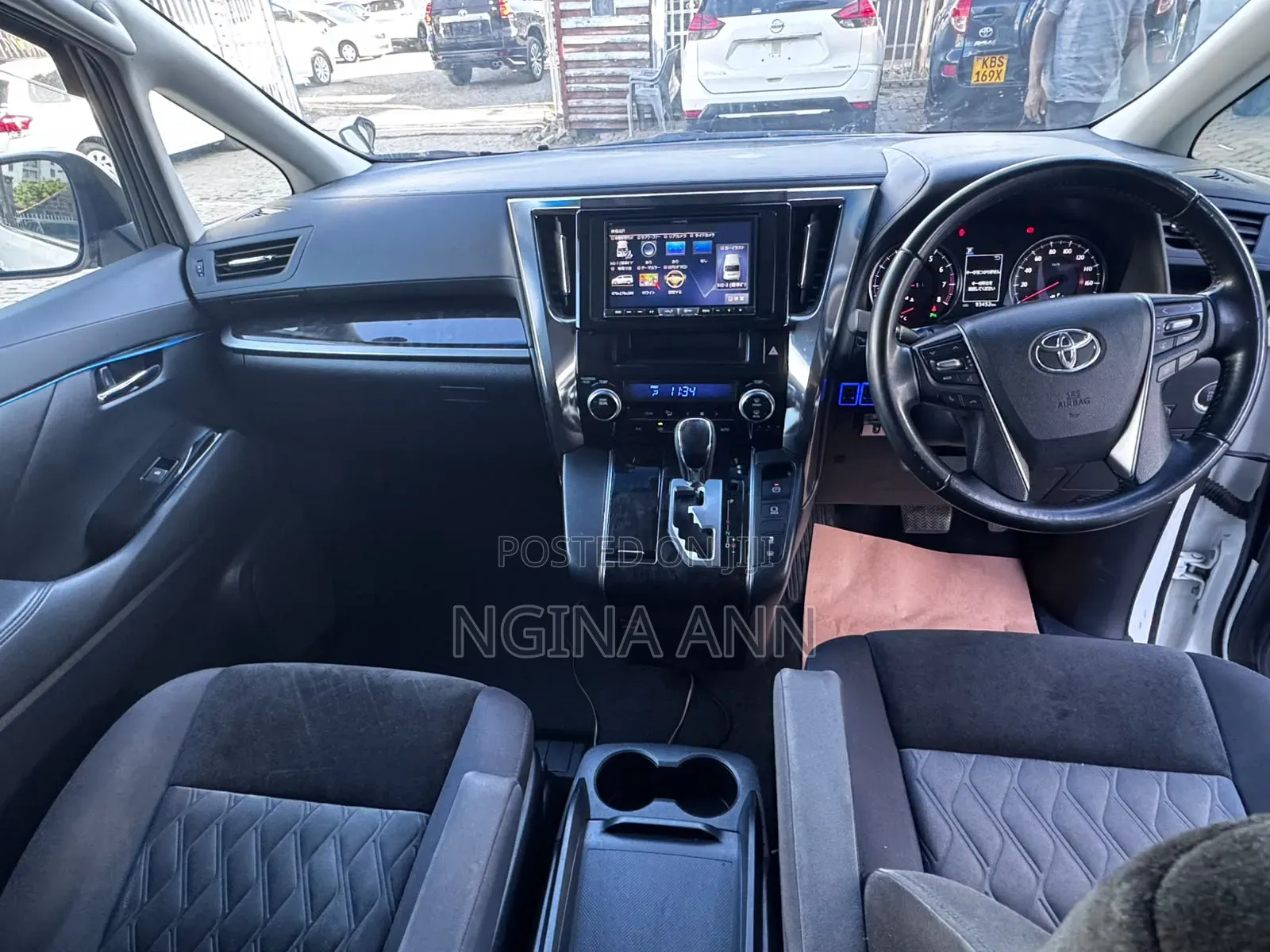 Toyota Alphard 2019 White