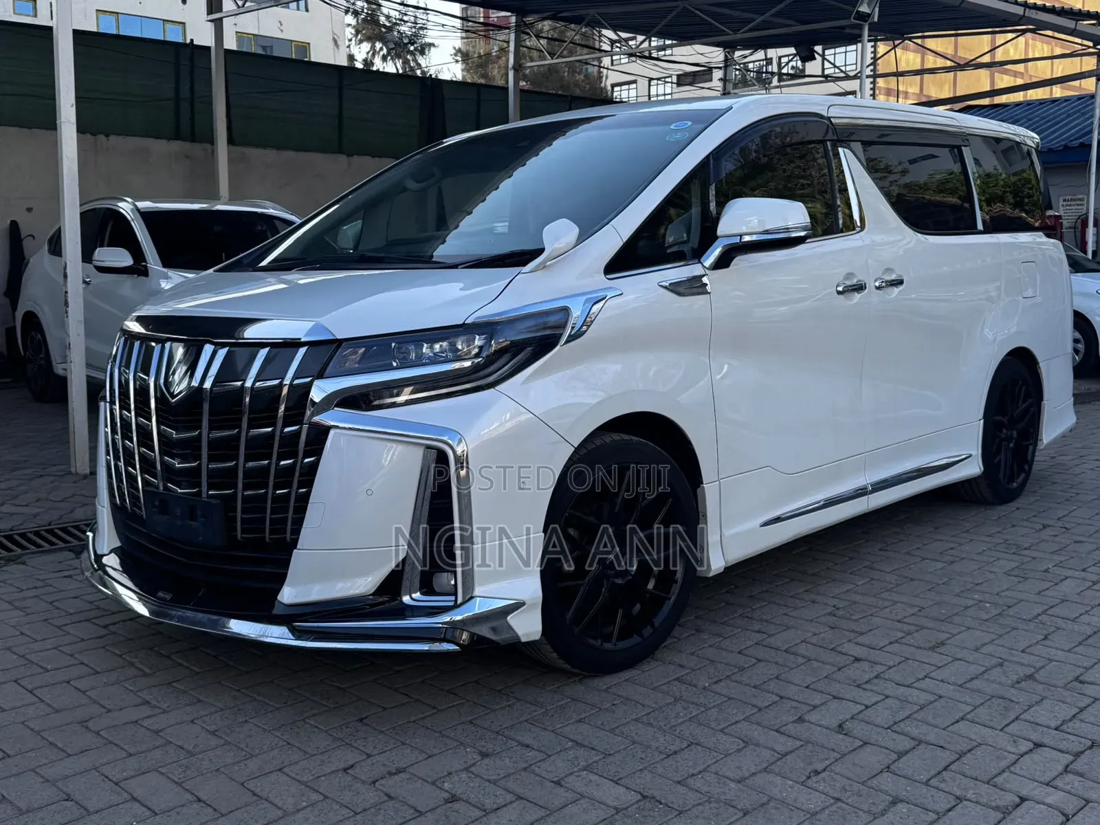 Toyota Alphard 2019 White
