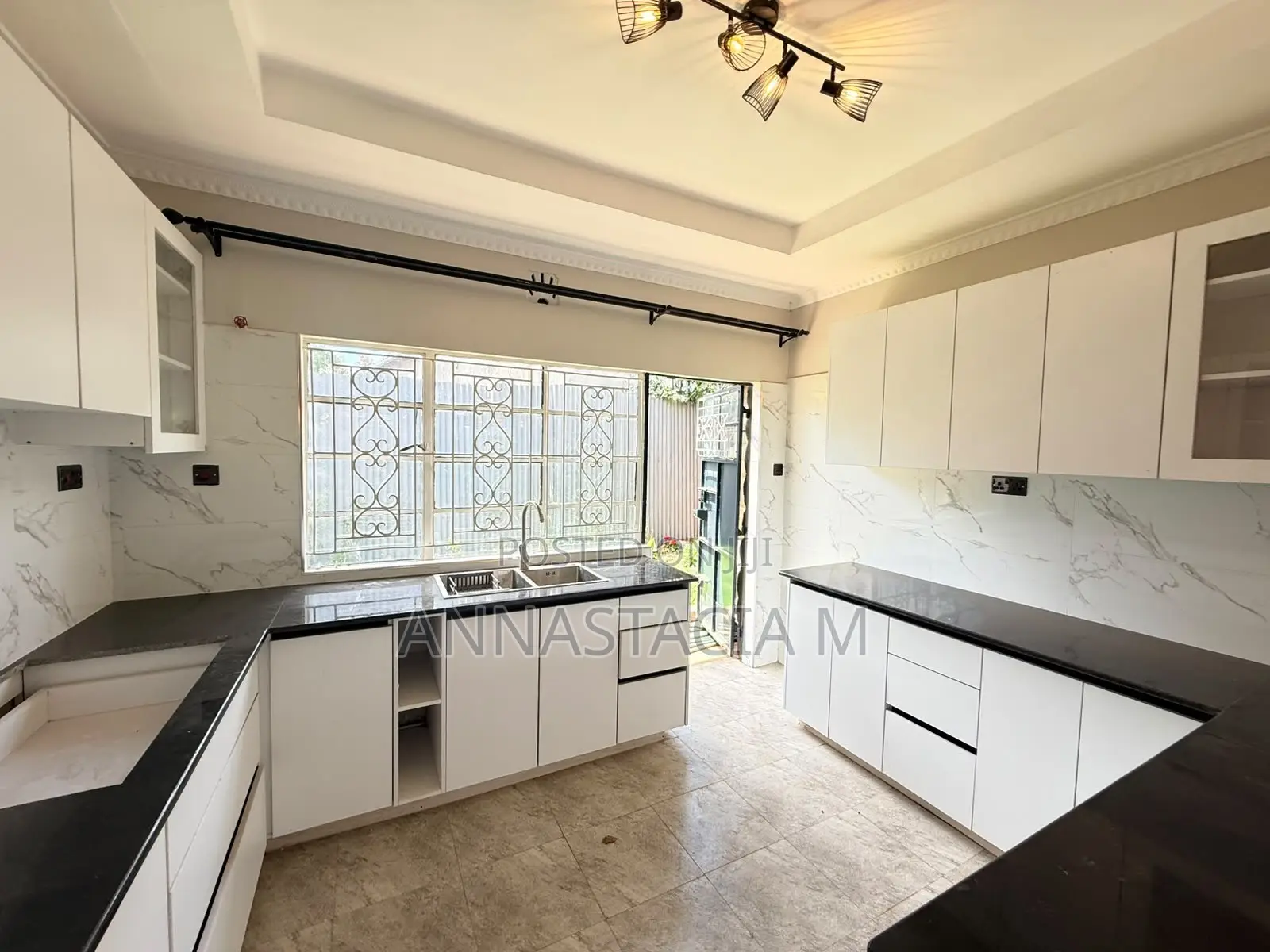 3bdrm Bungalow in Karura, Ndenderu for rent