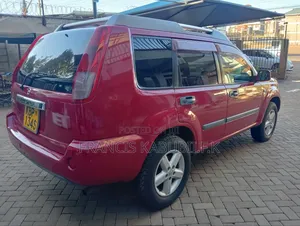 Nissan X-Trail 2.0 2004 Red