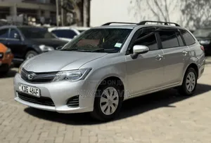 Toyota Corolla Fielder 2014 Silver