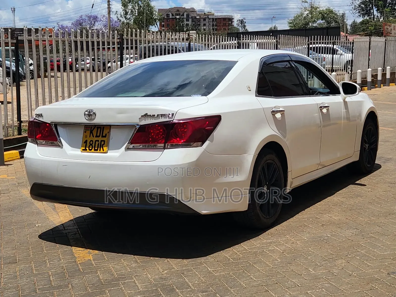 Toyota Crown 2015 Pearl