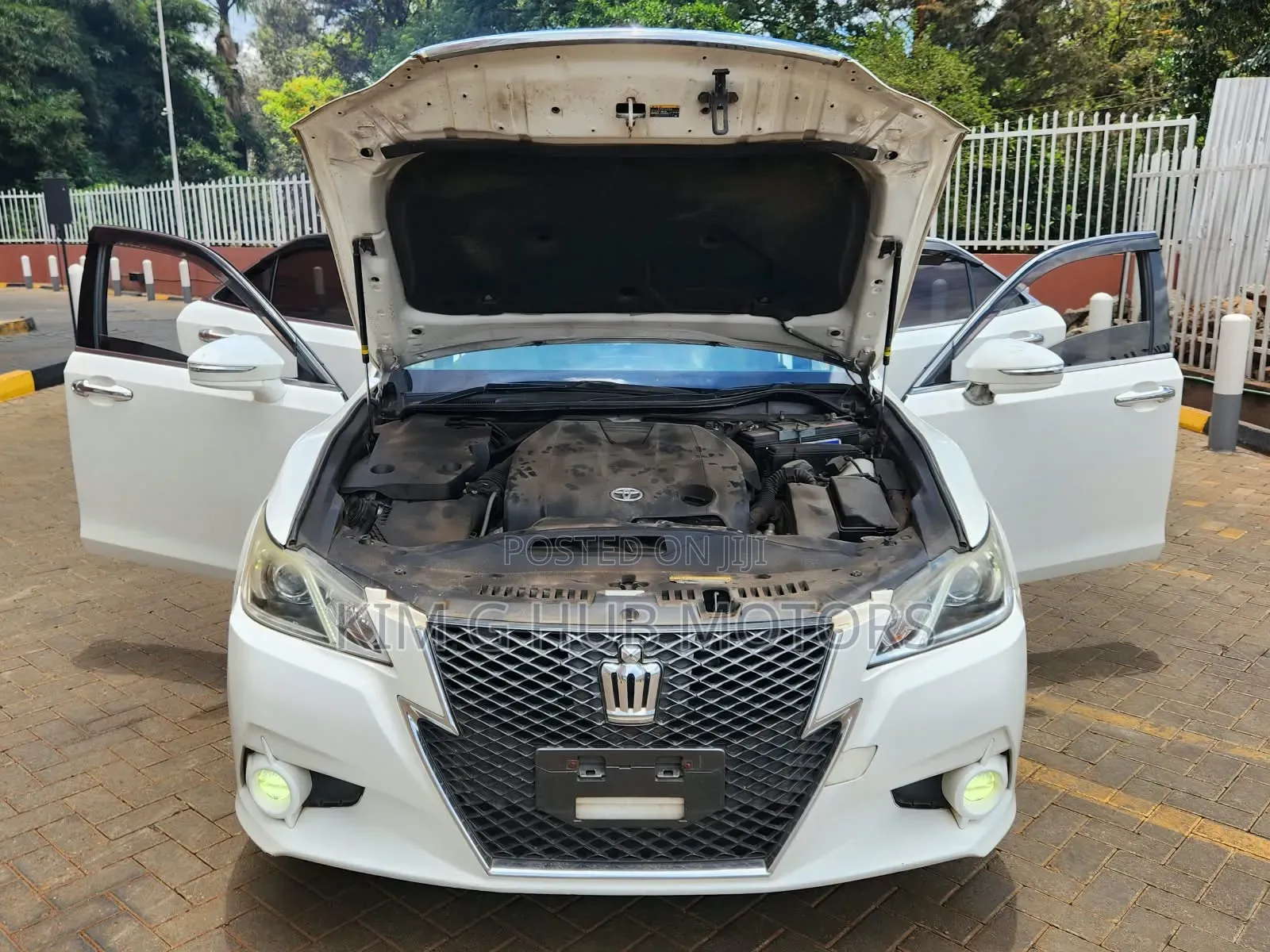 Toyota Crown 2015 Pearl