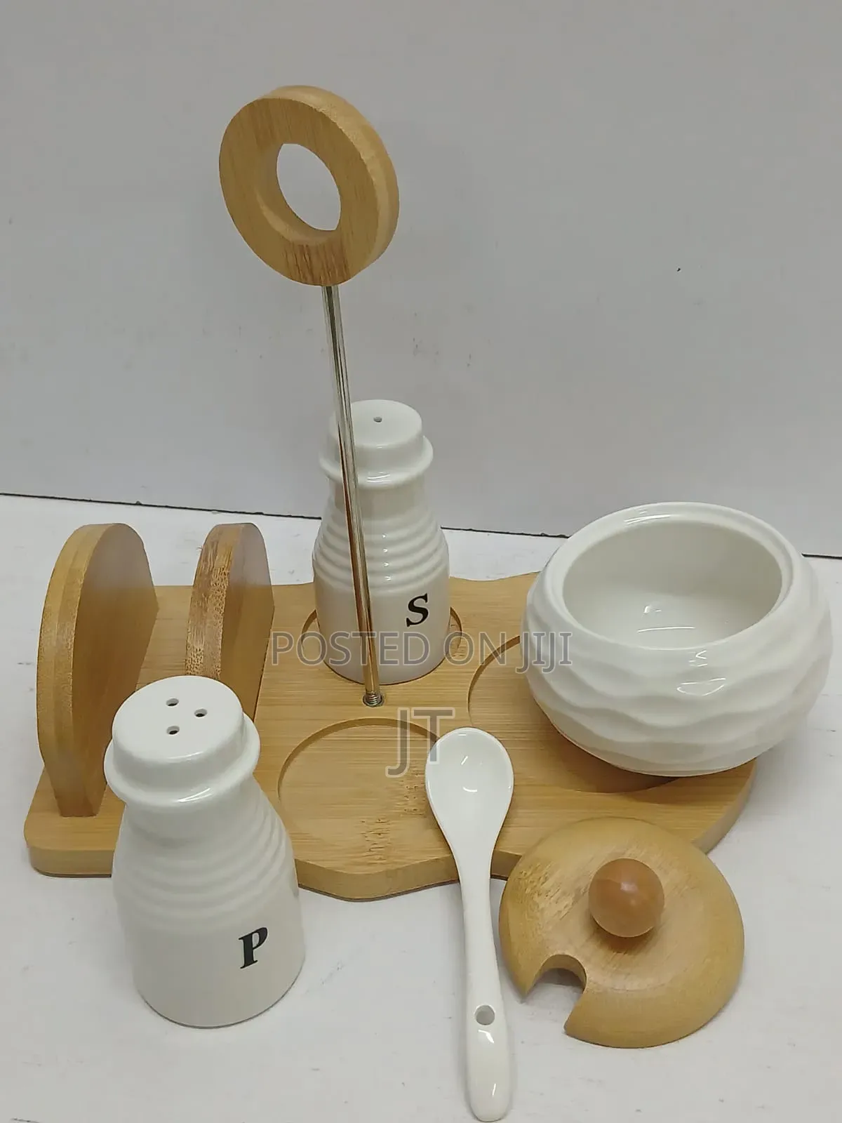 Salt, Pepper,Sugar Dish + Serviette Holder