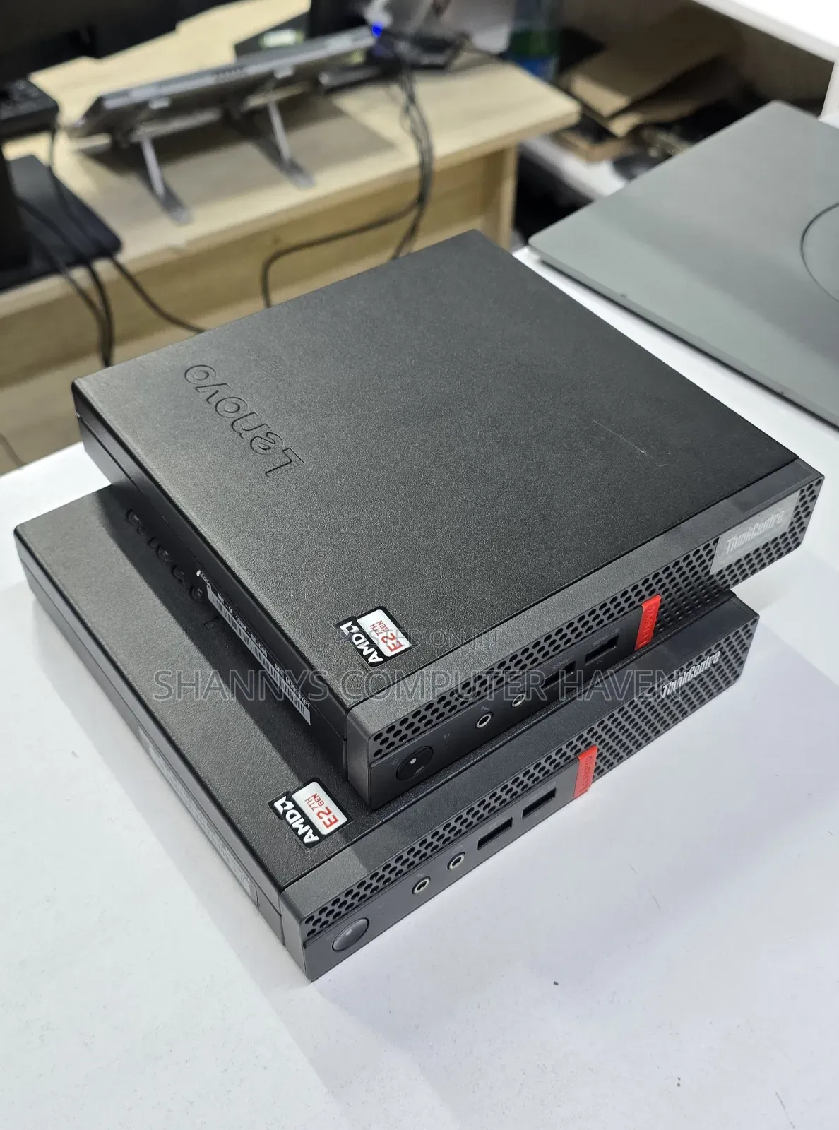 Desktop Computer Lenovo ThinkCentre M625 Tiny 8GB AMD Ryzen 3 SSD 256GB