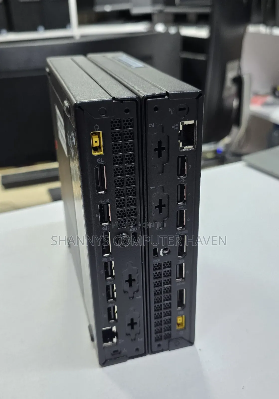 Desktop Computer Lenovo ThinkCentre M625 Tiny 8GB AMD Ryzen 3 SSD 256GB