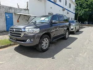 Toyota Land Cruiser 2019 Gray