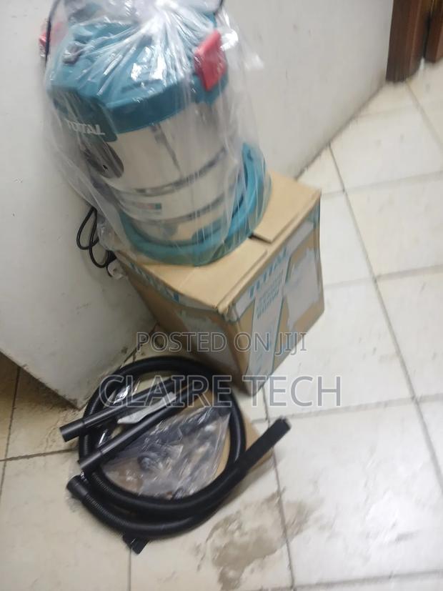 Total 12L 800W Vacuum Cleaner – Powerful Cleaning Machine - thumbnail 2