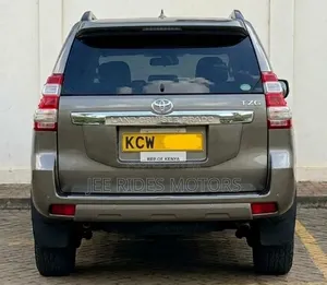 Toyota Land Cruiser Prado 2015 Gray