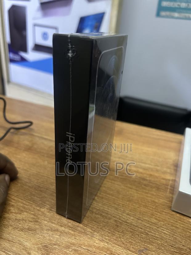 New Apple iPhone 12 Pro 256 GB Silver - thumbnail 2